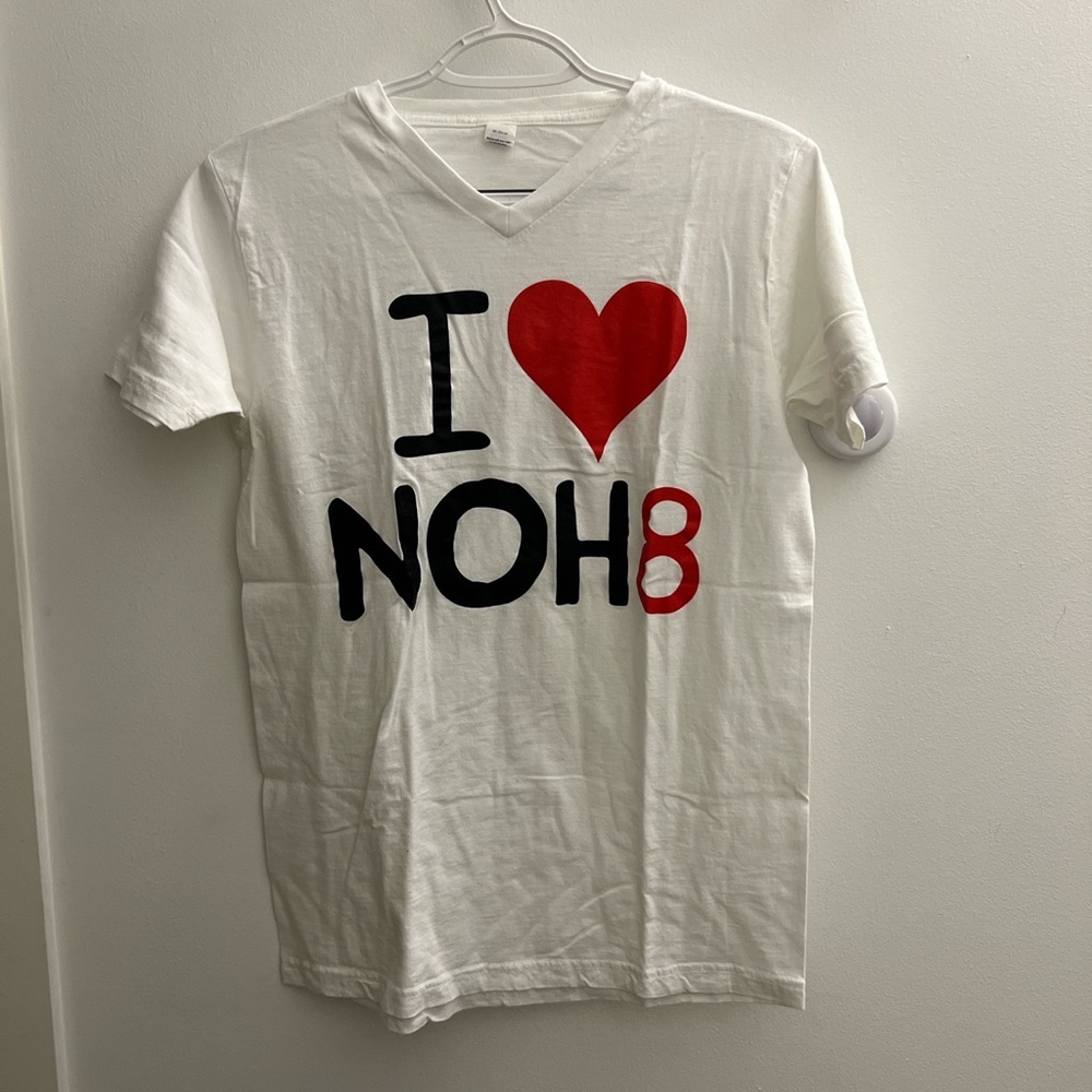 I ♥️ NOH8 T-Shirt